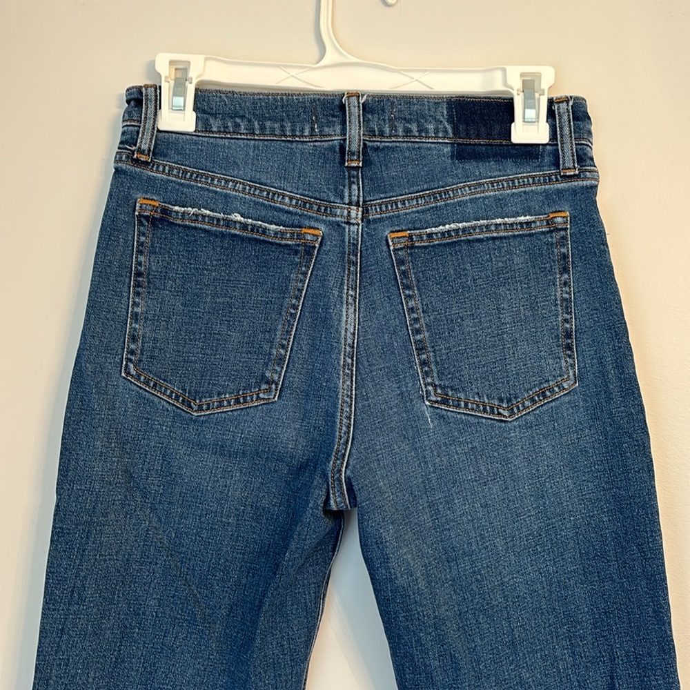 Abercrombie High Rise Mom Jeans Dark Wash Distressed Size 26 - Picture 6 of 6